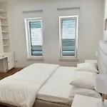 Villa Yo-house