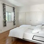 Yo-house Villa Costa de Caparica