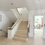 Yo-house Villa