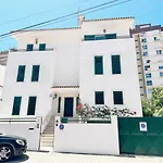 Yo-house Villa