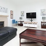 Villa Yo-house