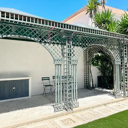 Yo-house Villa