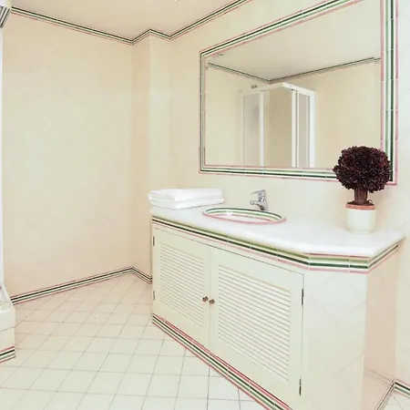 Yo-house Villa *