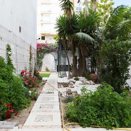 Yo-house Costa da Caparica