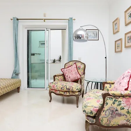 Yo-house Villa
