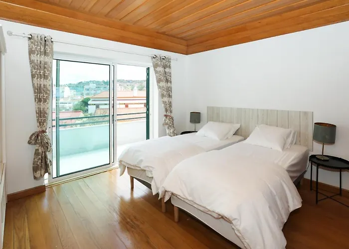 Yo-house Costa de Caparica