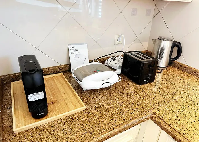 Yo-house Costa de Caparica